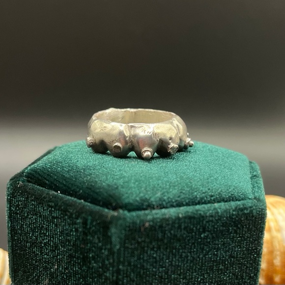 BOOBIES Ring - Picture 1 of 2
